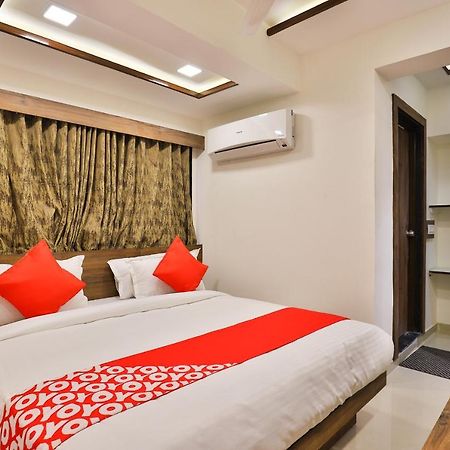 אחמדאבאד Oyo 24950 Hotel Shree Balaji Residency מראה חיצוני תמונה