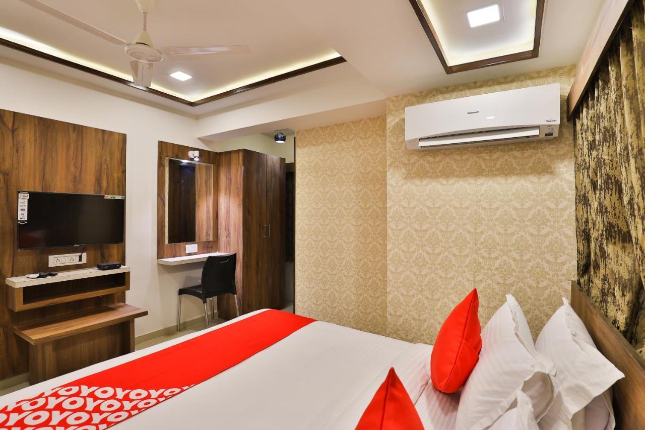 אחמדאבאד Oyo 24950 Hotel Shree Balaji Residency מראה חיצוני תמונה