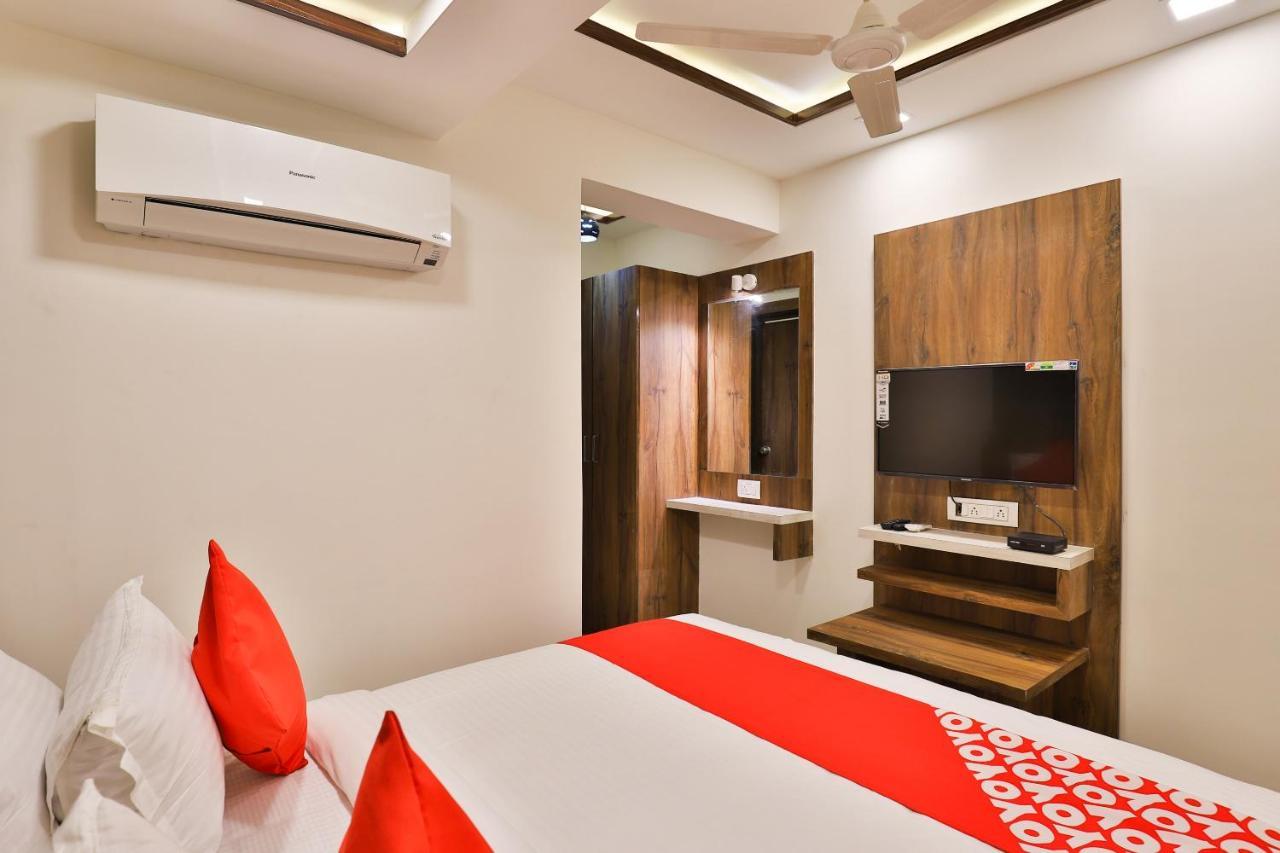 אחמדאבאד Oyo 24950 Hotel Shree Balaji Residency מראה חיצוני תמונה
