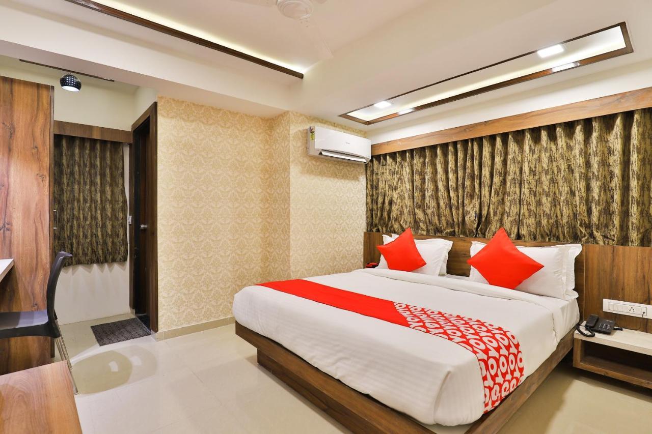 אחמדאבאד Oyo 24950 Hotel Shree Balaji Residency מראה חיצוני תמונה